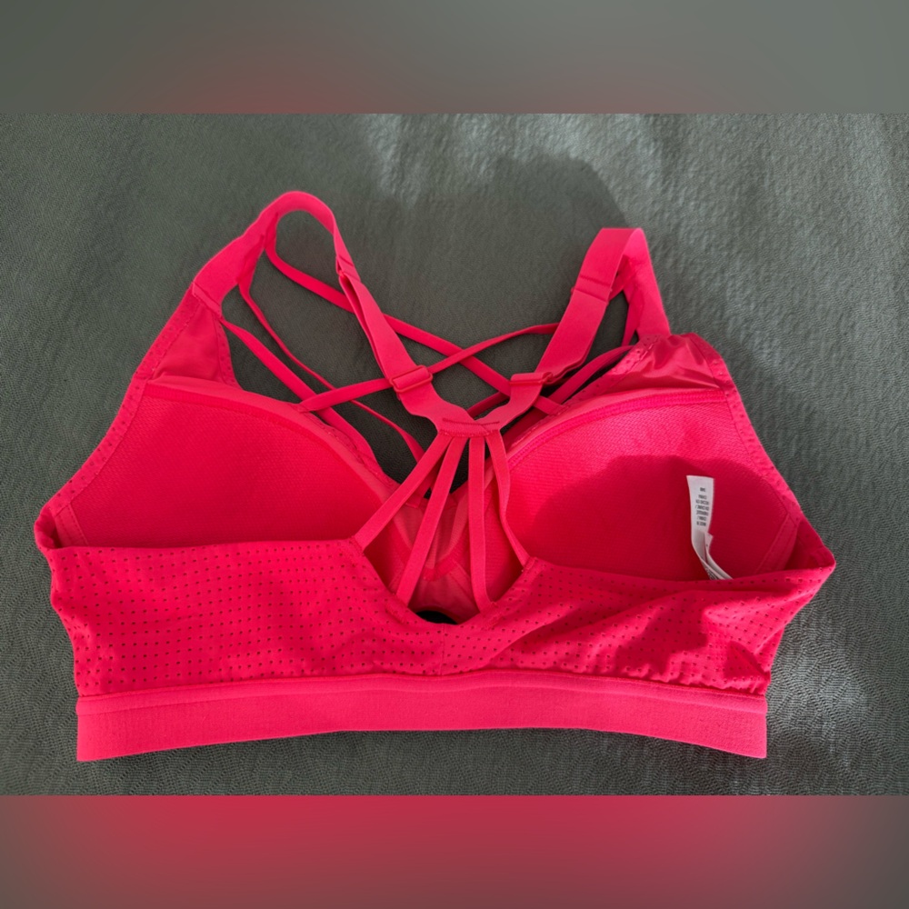 Victoria’s Secret VSX Sport breathable mesh straps pull over bra active 34B EUC - Picture 5 of 5